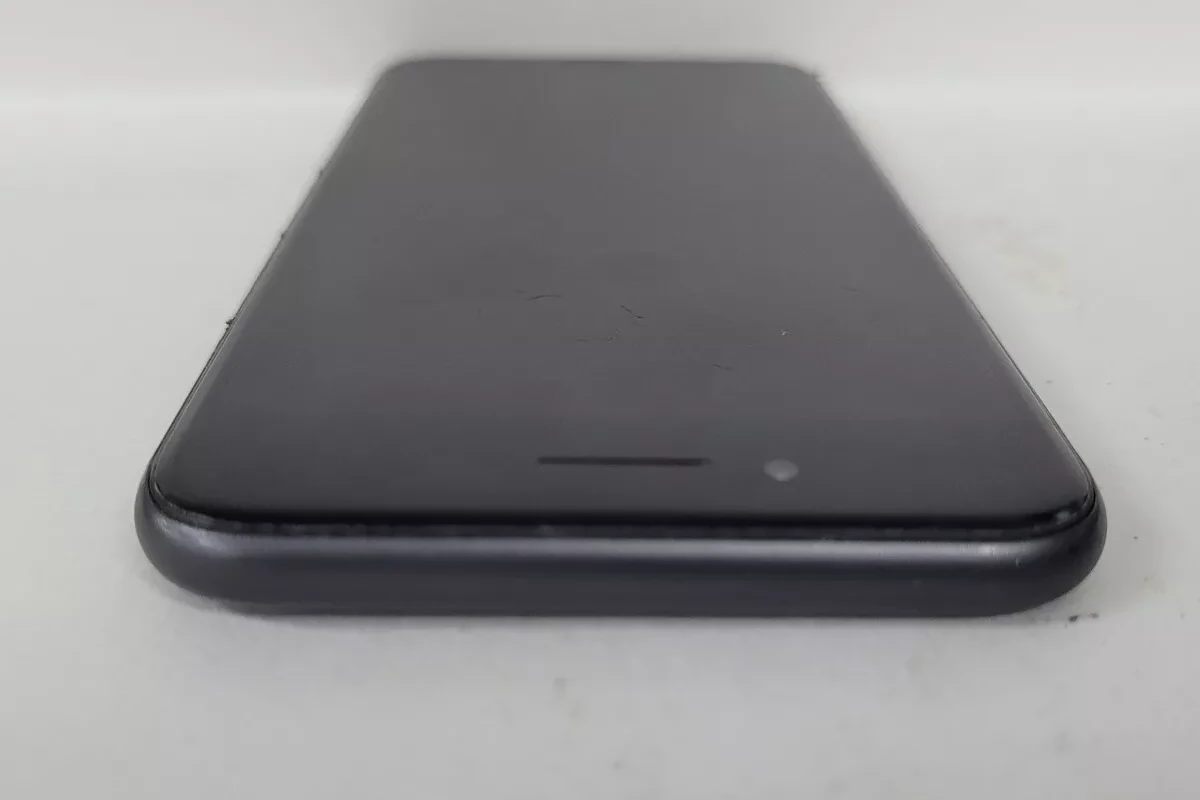 iPhoneの画面が持ち上がる問題を修正する方法